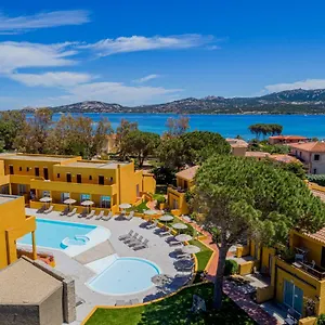 4* Szálloda Blu Laconia Village